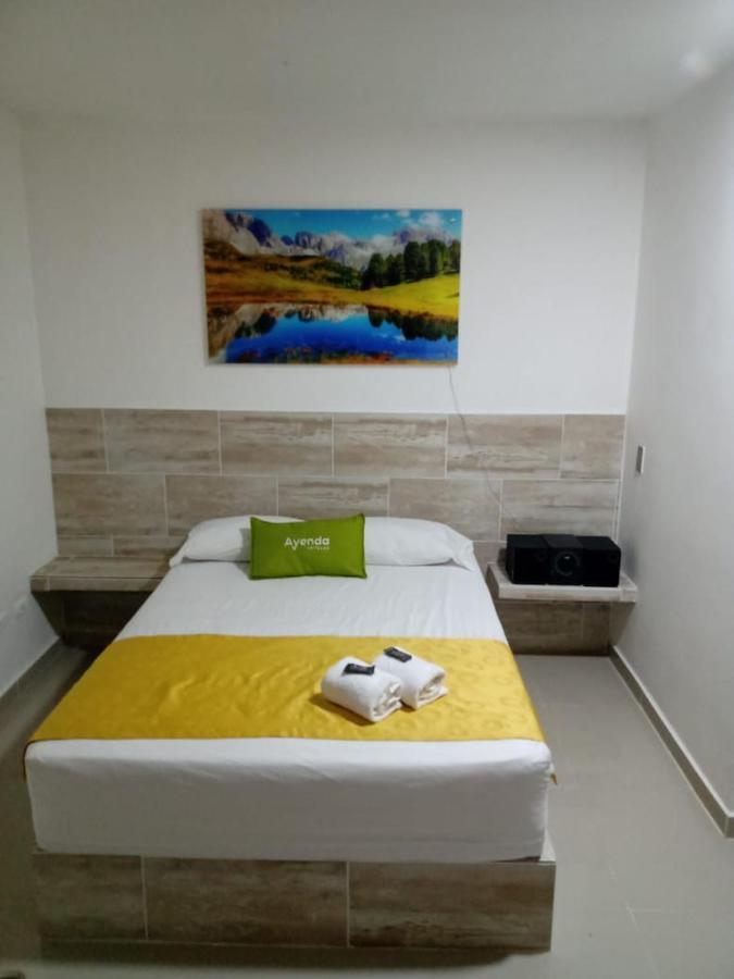 Hotel Brisas Medellin Exterior photo