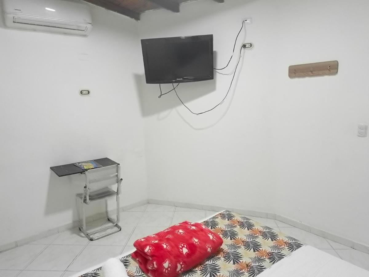Hotel Brisas Medellin Exterior photo